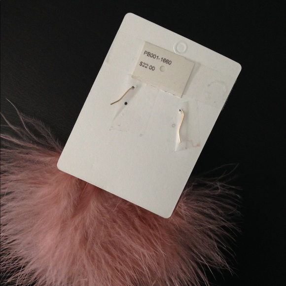 Boho Feather and Imitation Druzy Earrings NWT - Picture 3 of 3